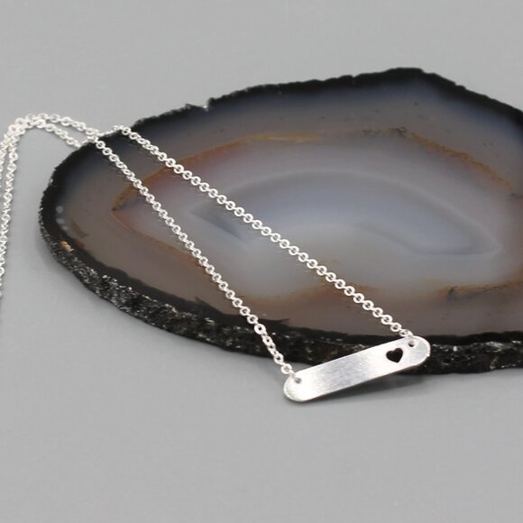 Jewelry necklace pendant bar love heart romantic modern simple dainty fashion - Picture 2 of 6